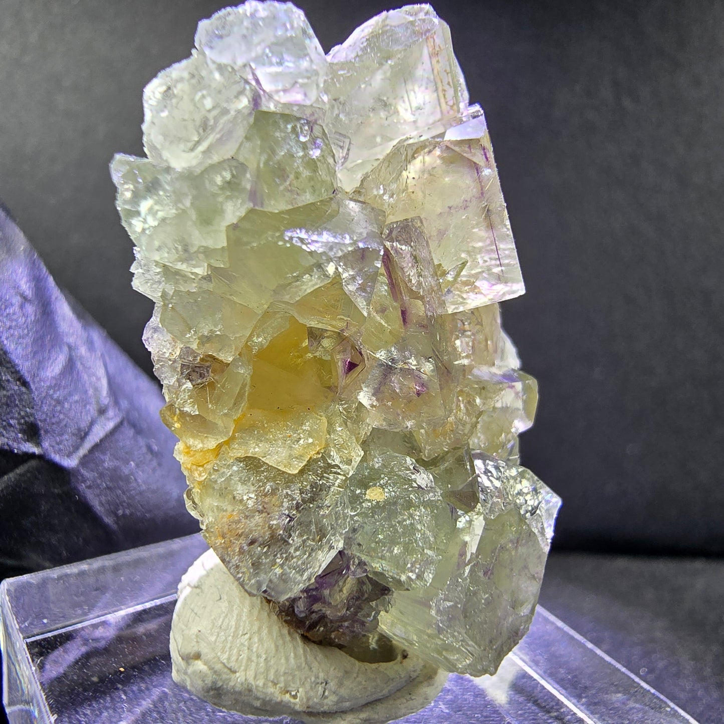 Seltene Phantom Fluorit XX Würfel Stufe grün lila 35*21*14mm Okorusu, Namibia