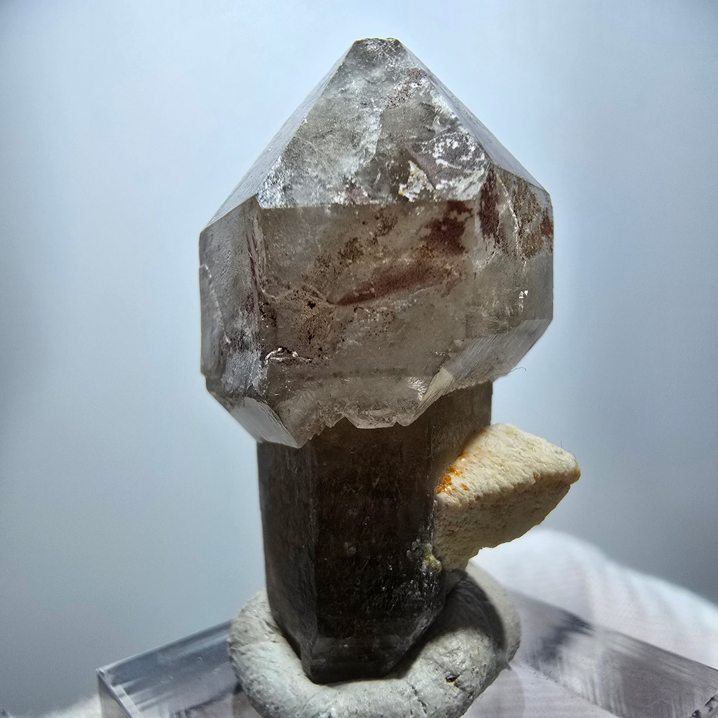 Seltenes Rauchquarz Zepter mit Hyalit Erongo, Namibia 39*22*21mm