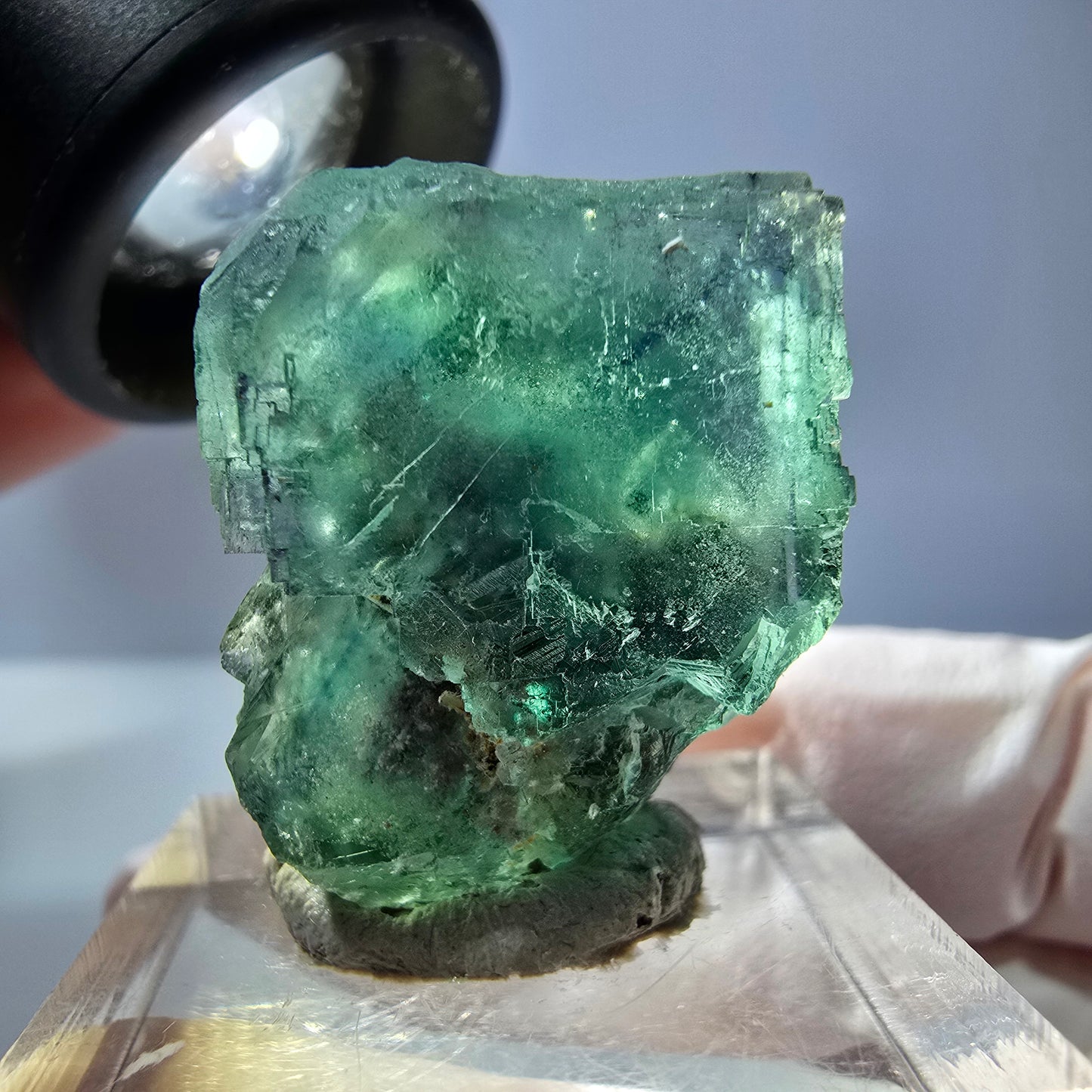 Cube de fluorite fantôme transparente parquetée, vert Okorusu, Namibie 25 x 19 x 15 mm