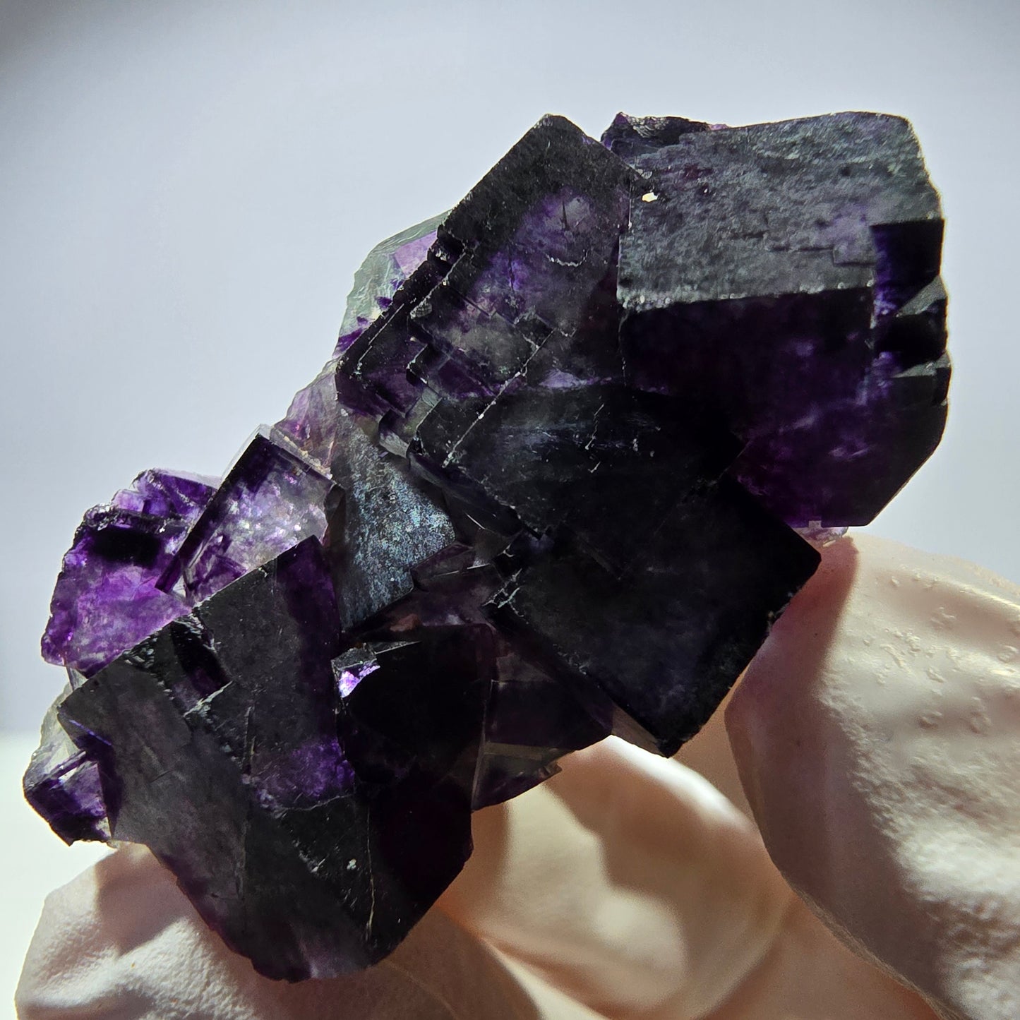 Spécimen de cube de fluorite fantôme parqueté vert violet Okorusu, Namibie 40*26*21mm