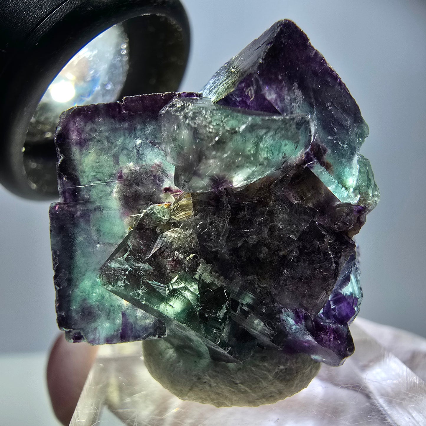 Spécimen rare de cube de fluorite, vert violet, Okorusu, Namibie, 27 x 25 x 17 mm