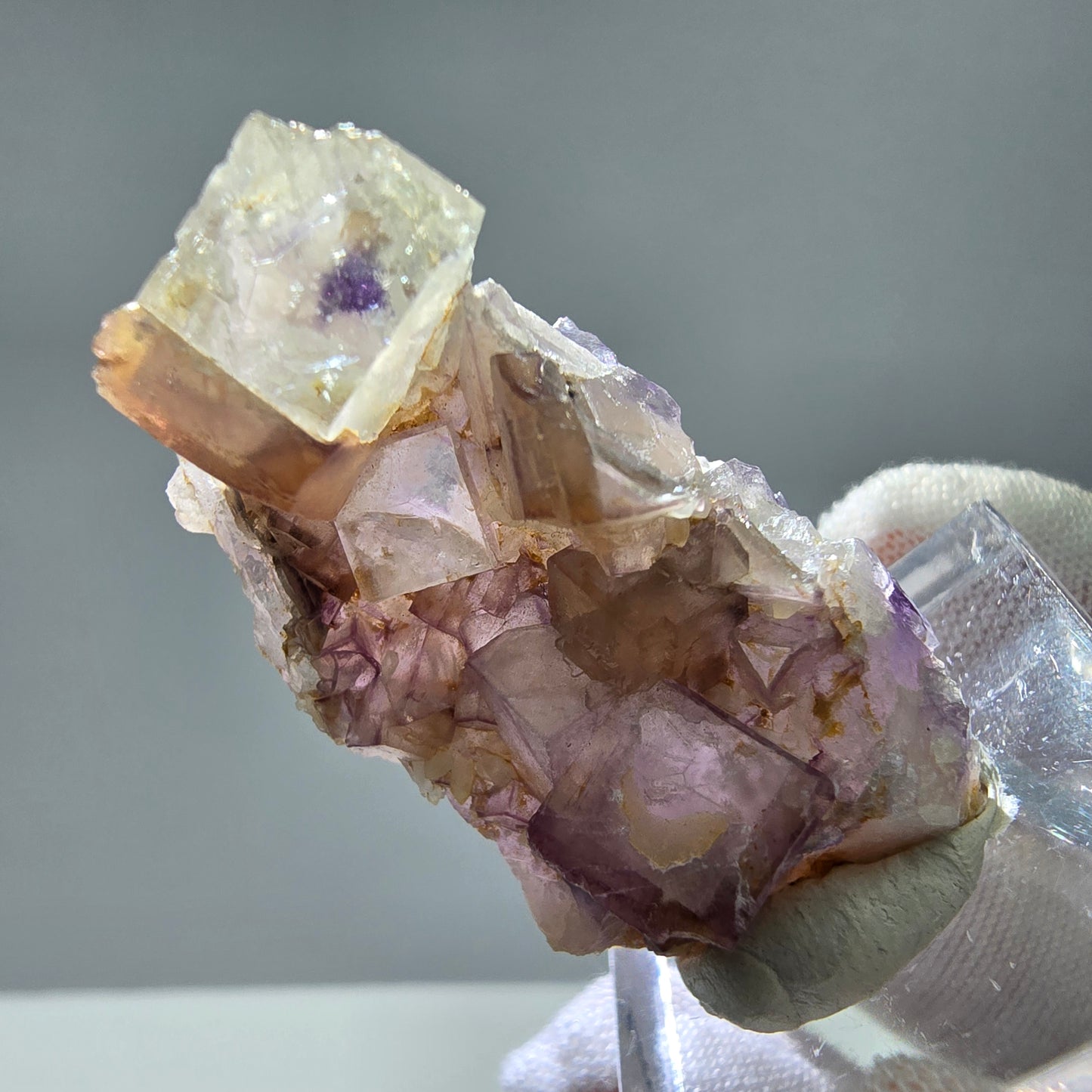 Seltene UV Phantom Fluorit Würfel Stufe lila grün Brandberg, Namibia 38*22*14mm