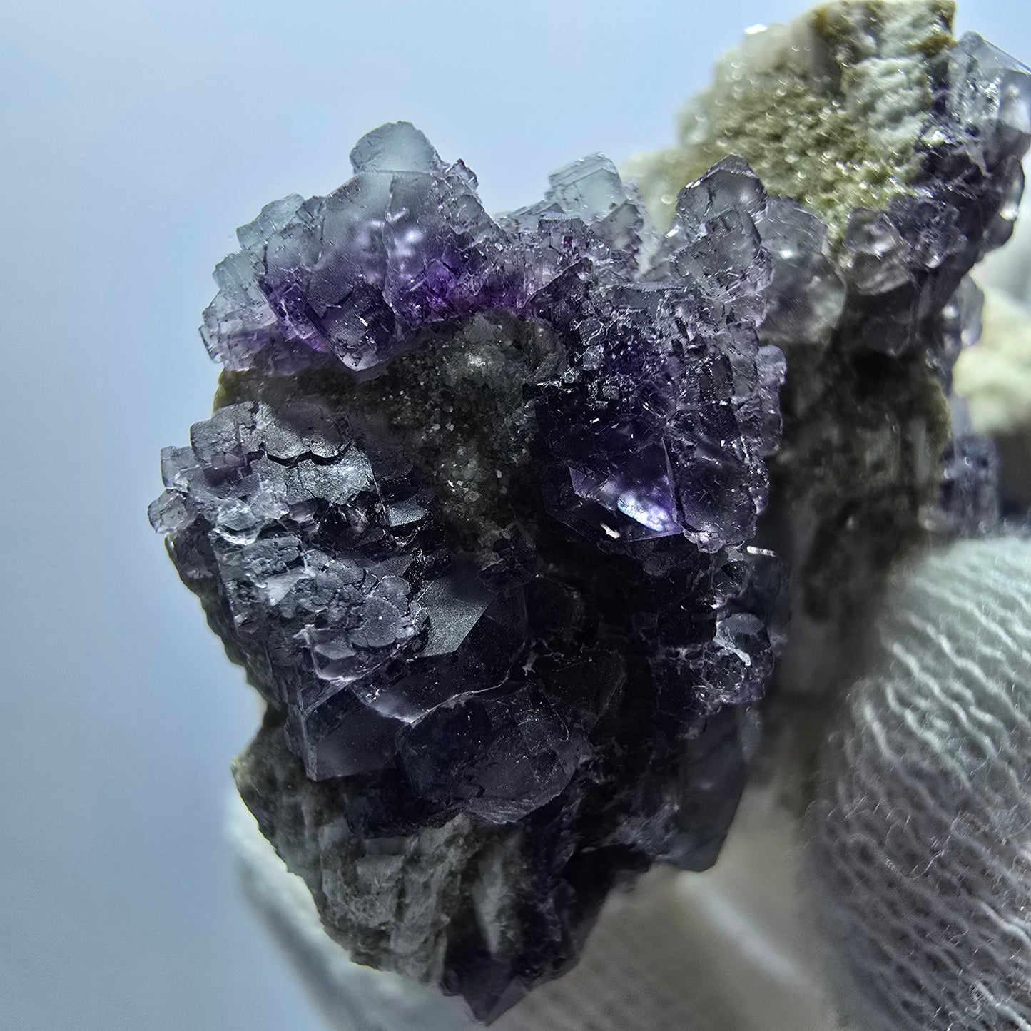Cube de fluorite fantôme, muscovite, spécimen d'orthose, Erongo, Namibie, 56 x 44 x 28 mm