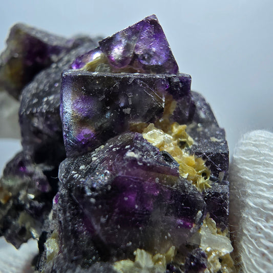 Bunte Phantom Fluorit Würfel Schörl Turmalin Muskovit Erongo, Namibia 62*41*36mm