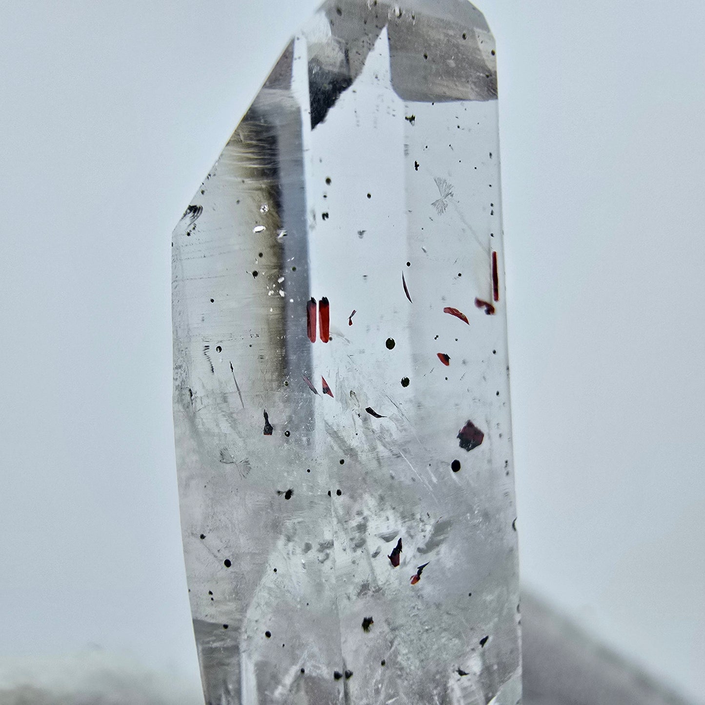 Klarer Harlekin Phantom Quarz Kristall Streep Mine, Goboboseb, Namibia 33*12*8mm