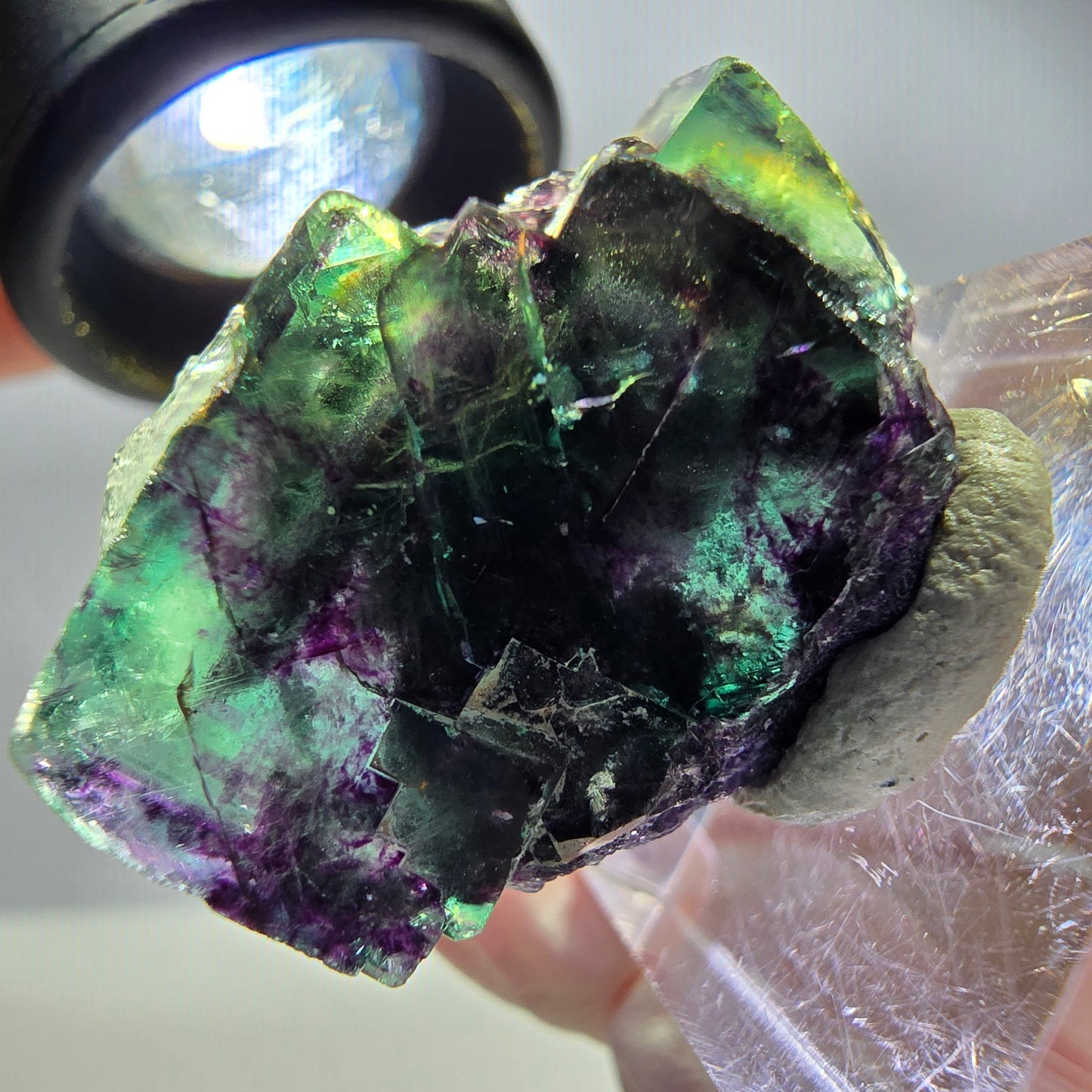 Spécimen rare de cube de fluorite, vert violet, Okorusu, Namibie, 30 x 24 x 17 mm