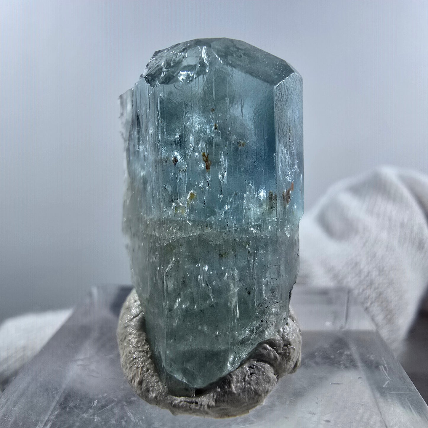 Cristal d'aigue-marine X clair rare Erongo, Namibie 24*15*12mm