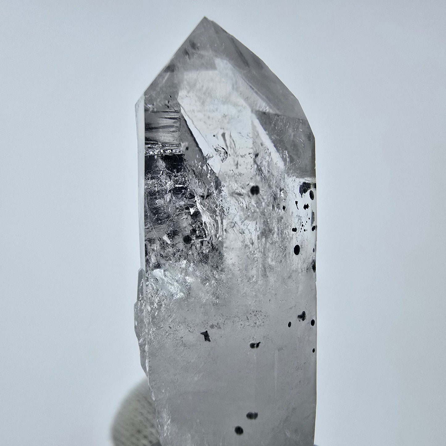 Klarer Phantom Hämatit Quarz Kristall Streep Mine, Goboboseb, Namibia 43*17*11mm