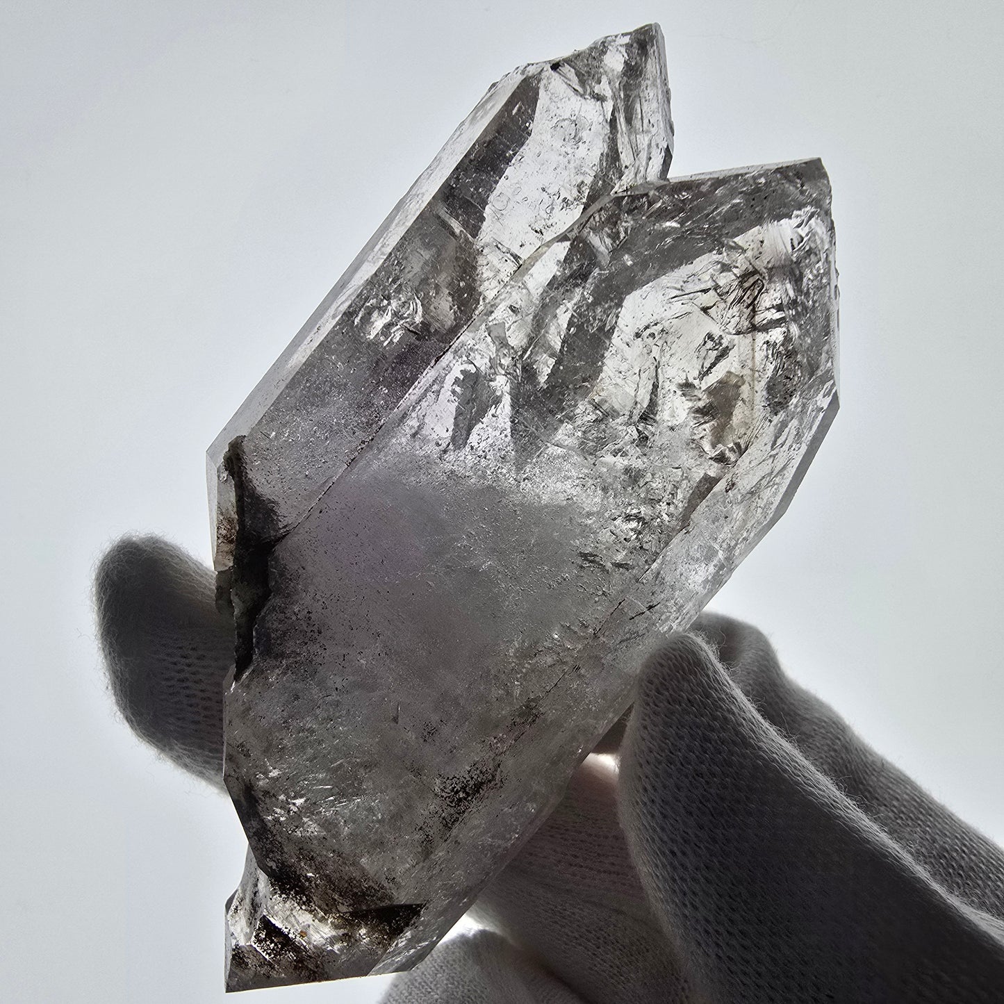 Quartz fumé squelette Enhydro DT, calcite UV, 2x Bubble Valentine Pocket, Namibie 91 x 45 x 27 mm
