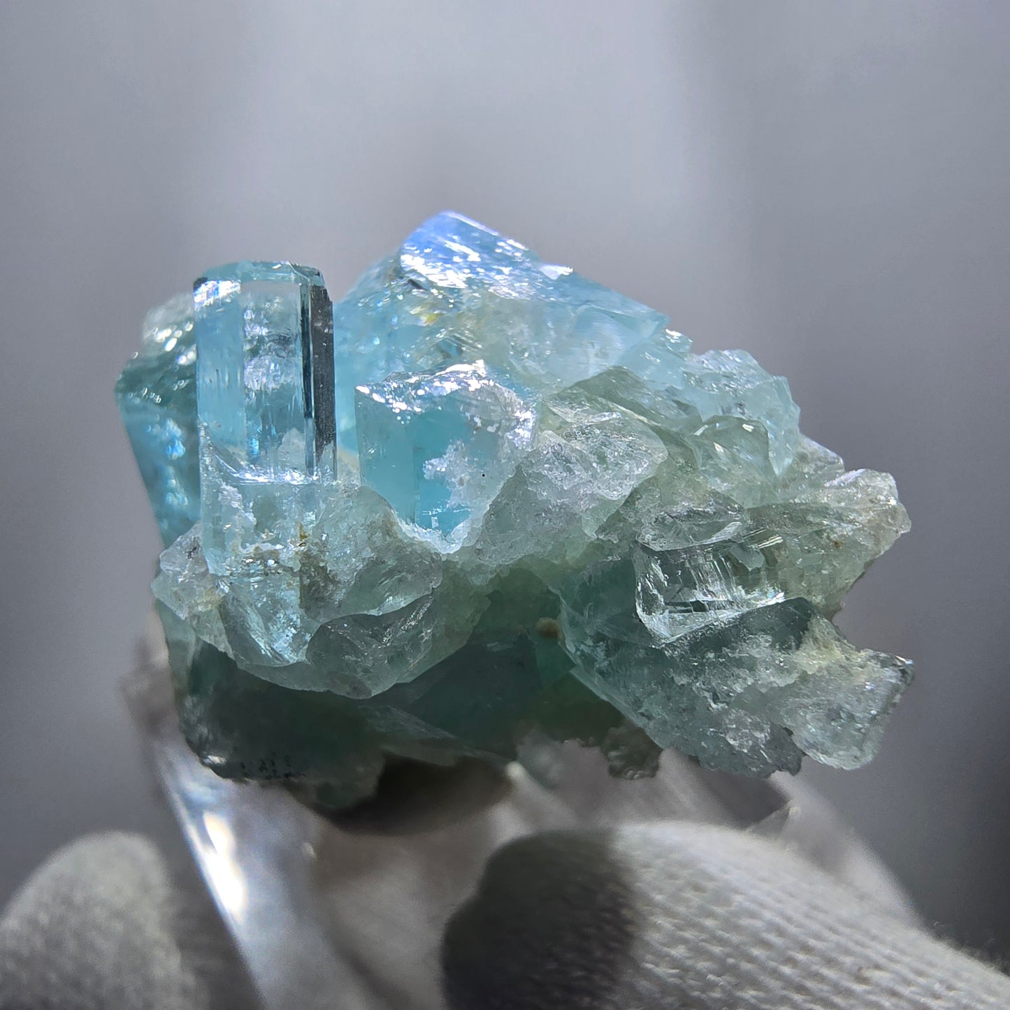 Seltene Aquamarin XX Stufe blau Erongo, Namibia 41*36*25mm