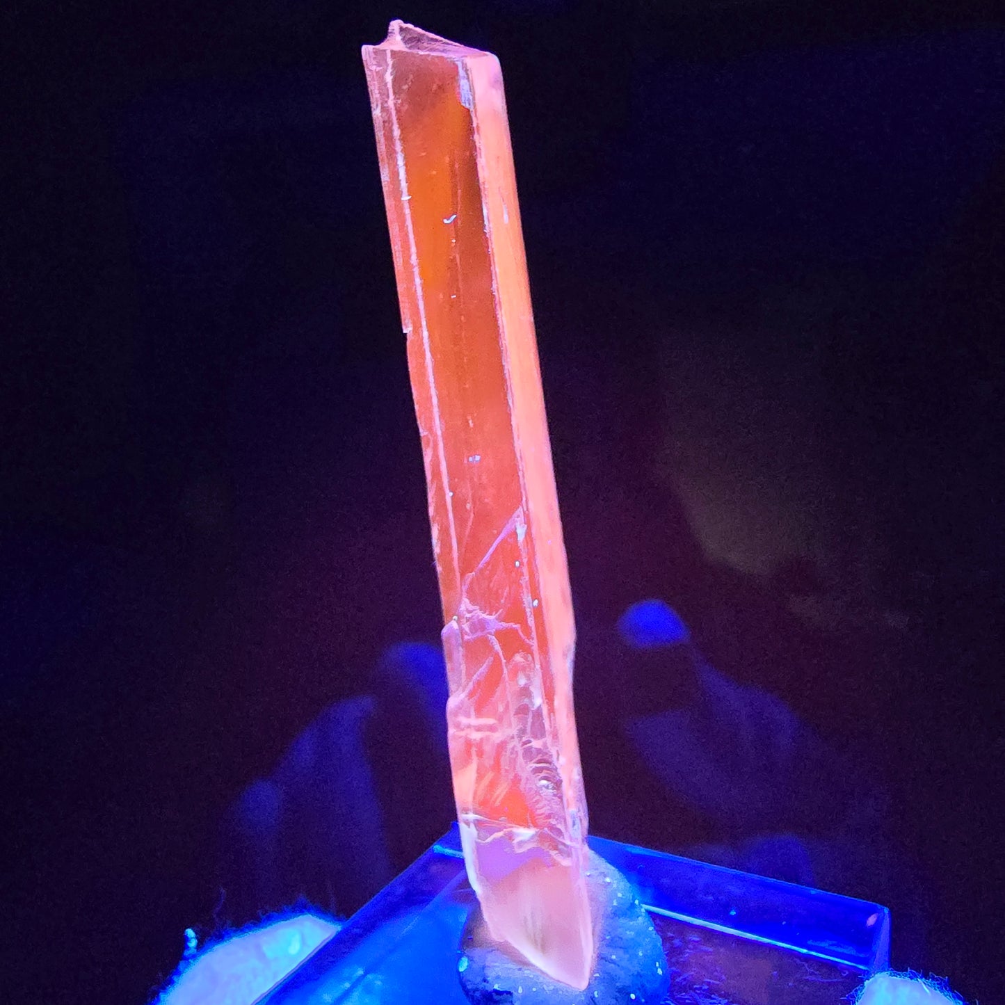 Seltener Kunzit X Spodumen Kristall weiß UV Mineral 55*5*4mm aus Brasilien