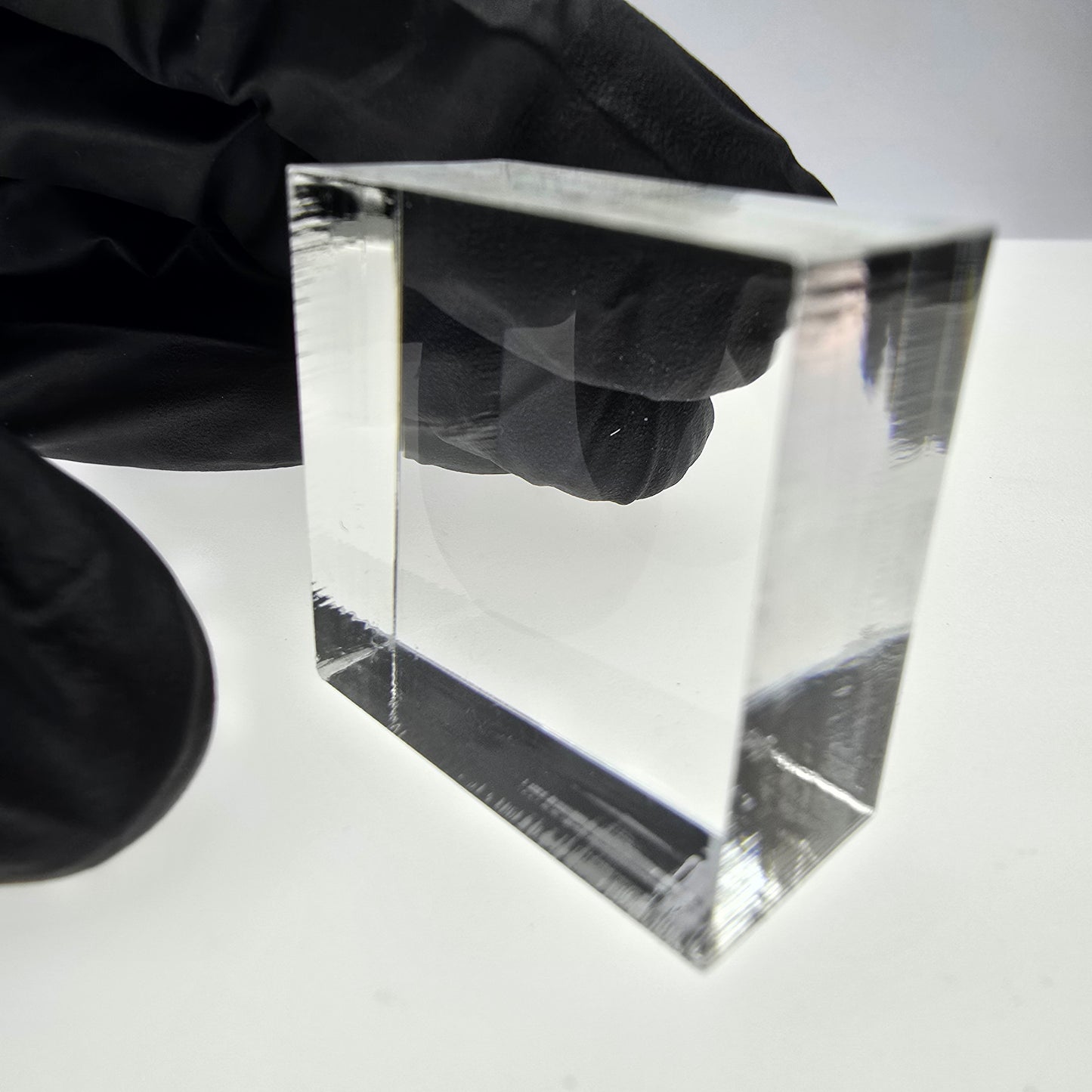 Acrylic base for minerals presentation 30*30*15mm stand plate base clear
