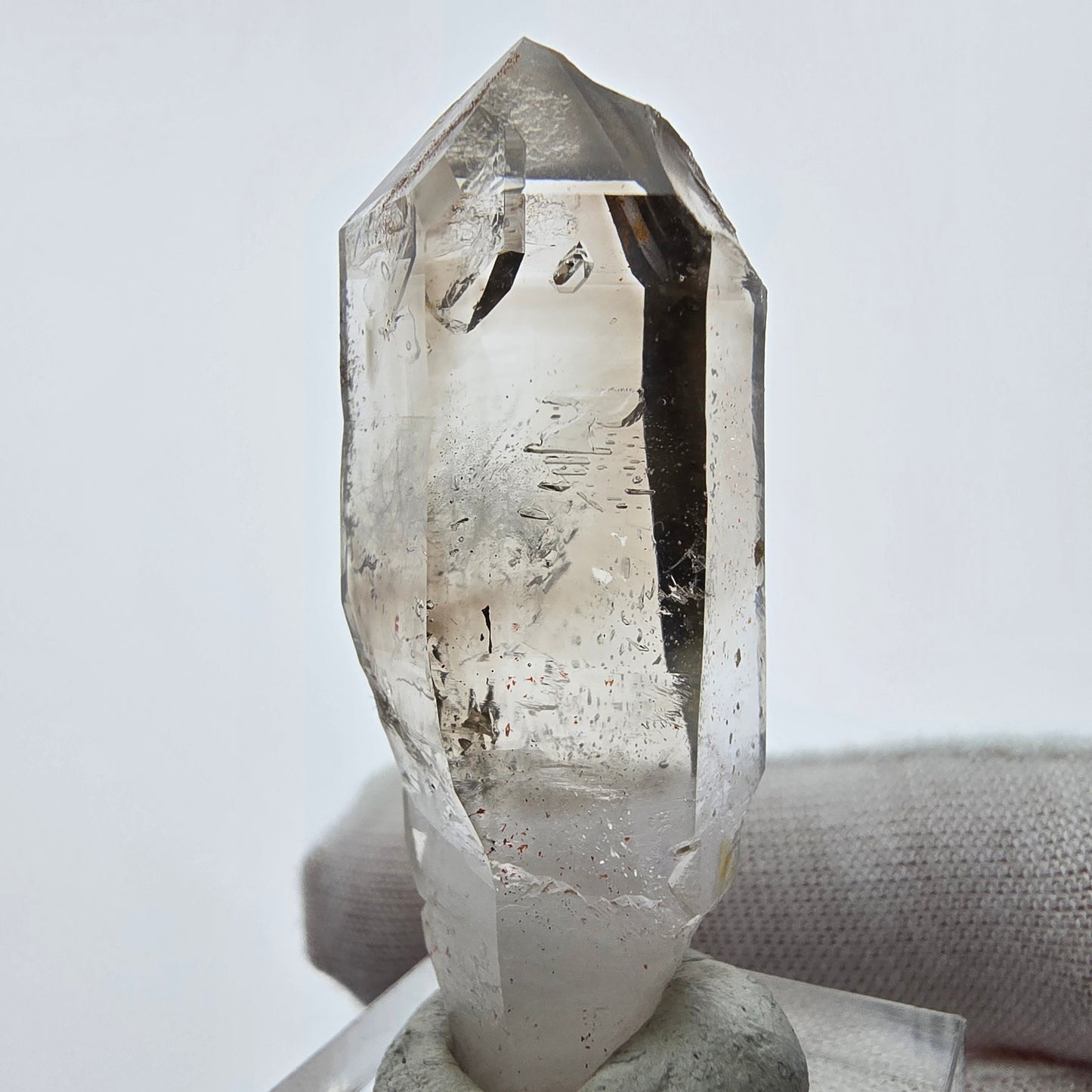 Enhydro Phantom Smoky Quartz Sceptre Tip 2x Bubble Goboboseb, Namibie 47*17*17mm