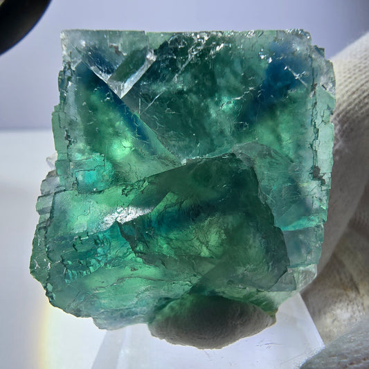 Spécimen de cube de fluorite fantôme parqueté vert turquoise Okorusu, Namibie 47*42*21mm