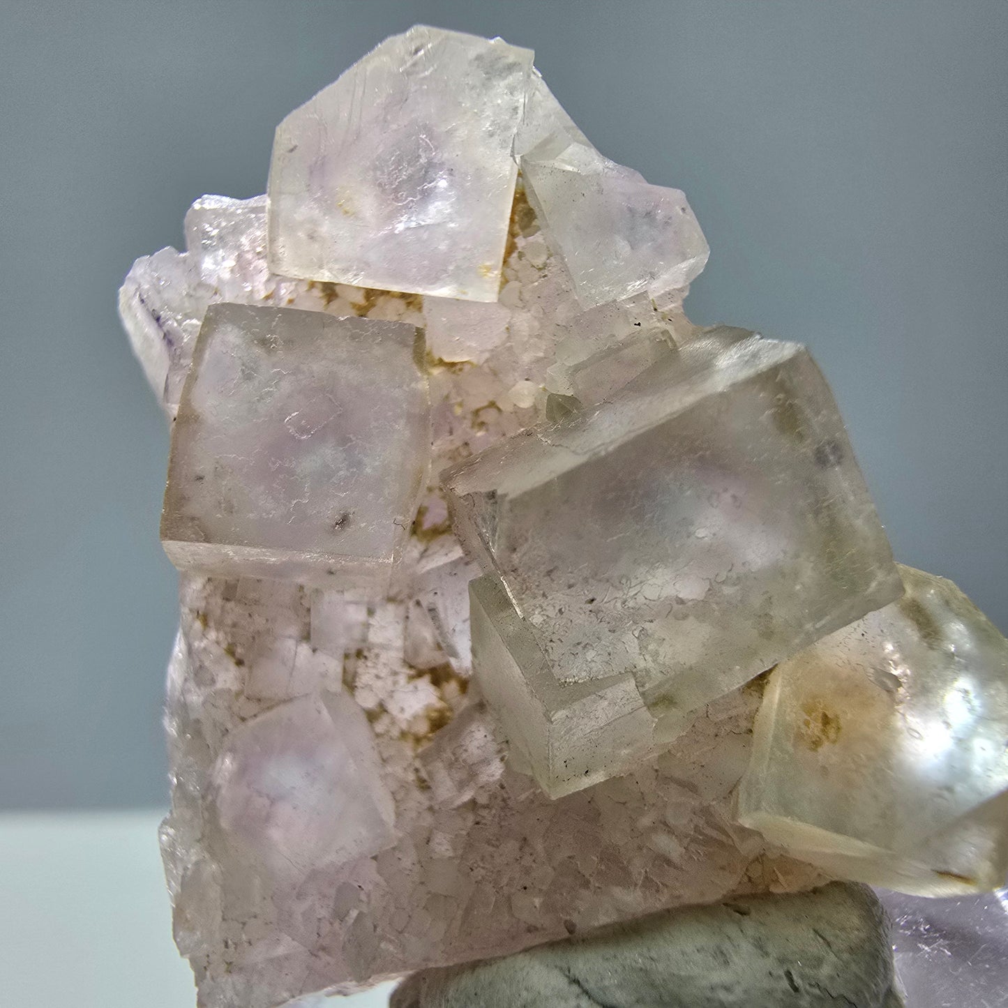Seltene UV Phantom Fluorit Würfel, Quarz Stufe Brandberg, Namibia 34*29*12mm