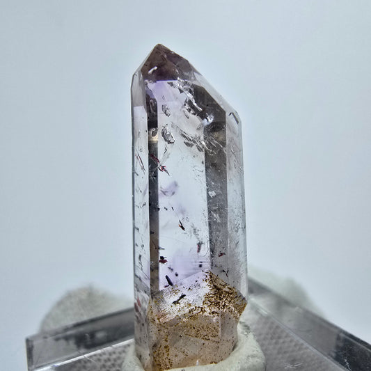 Cristal d'améthyste fantôme Harlequin Streep Mine Goboboseb Namibie 28*9*7mm