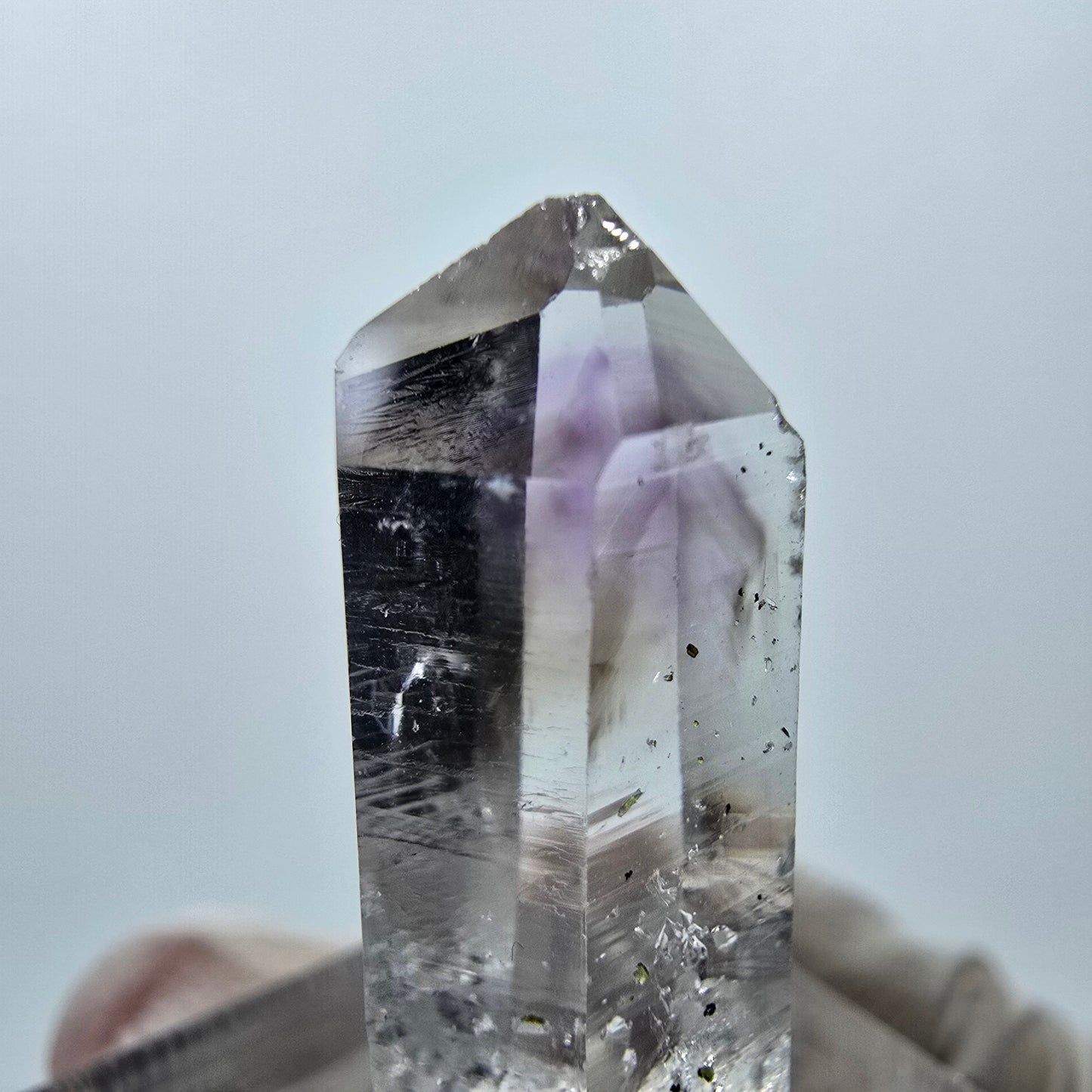 Mine d'améthyste Phantom Point Streep, Goboboseb, Namibie 28 x 11 x 7 mm