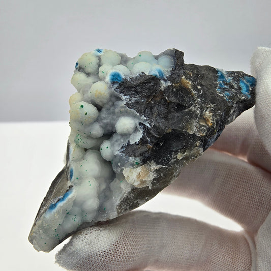 Seltene Shattuckit Kugel Kristalle mit Dioptas Kaokoveld, Namibia 65*37*34mm