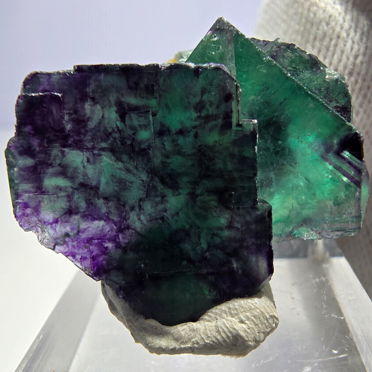 Spécimen rare de cube de fluorite fantôme, vert zonal et violet, Okorusu, Namibie, 32 x 28 x 19 mm