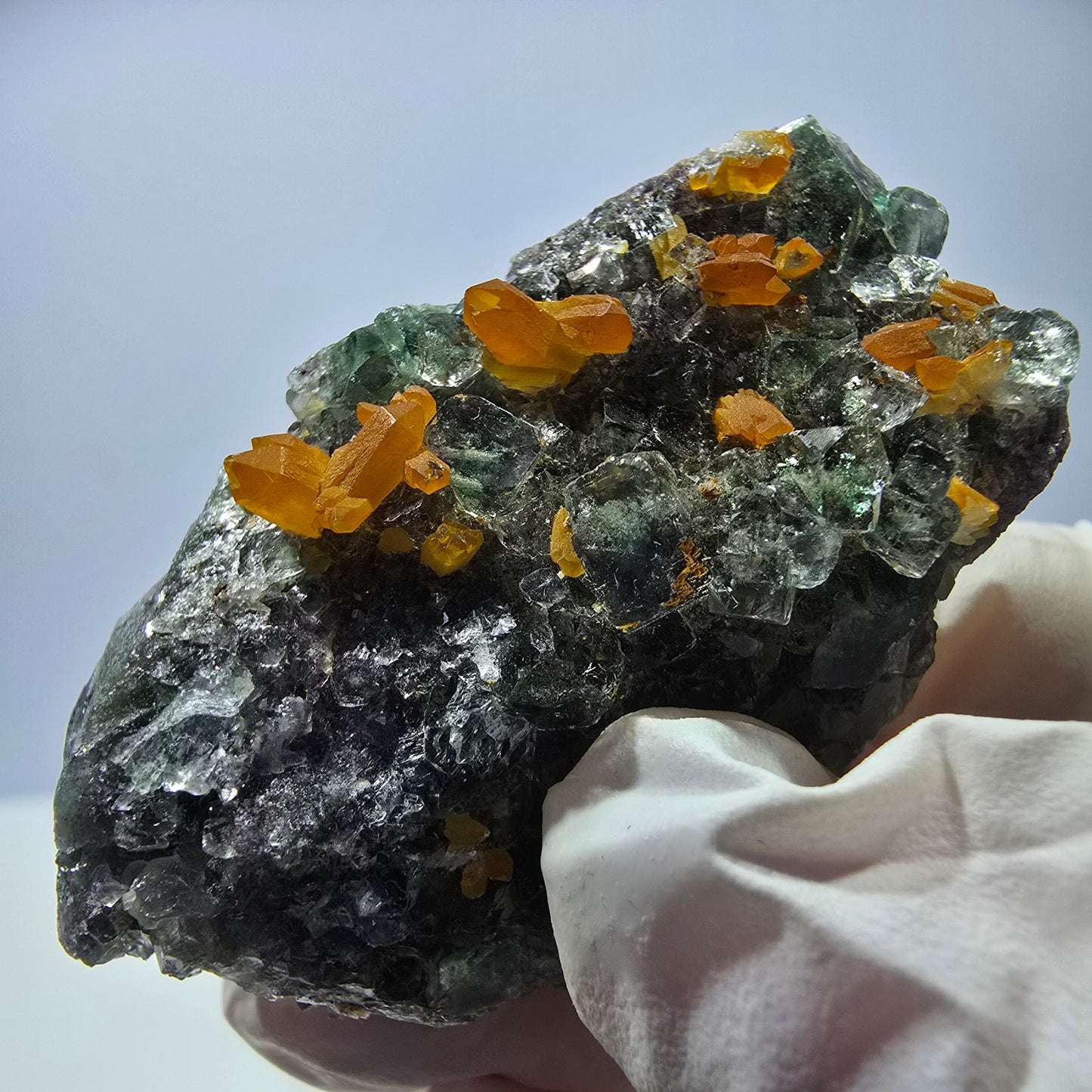 Cube de fluorite fantôme, spécimen de quartz ferreux rouge, Okorusu, Namibie, 58 x 38 x 19 mm