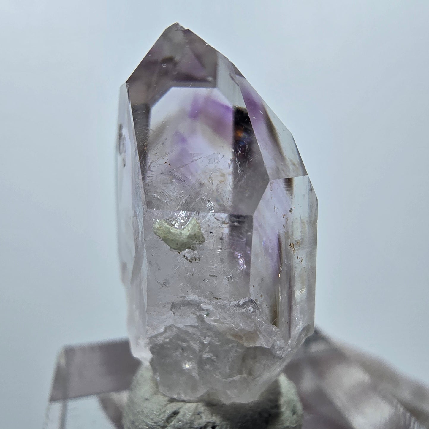 Améthyste fantôme, mine Prehnite Point Streep, Goboboseb, Namibie, 31 x 20 x 11 mm