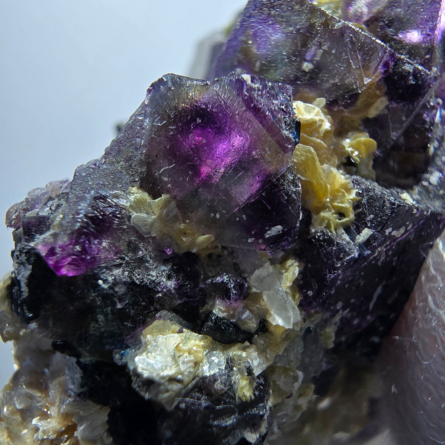 Colorful Phantom Fluorite Cubes Schorl Tourmaline Muscovite Erongo, Namibia 62*41*36mm