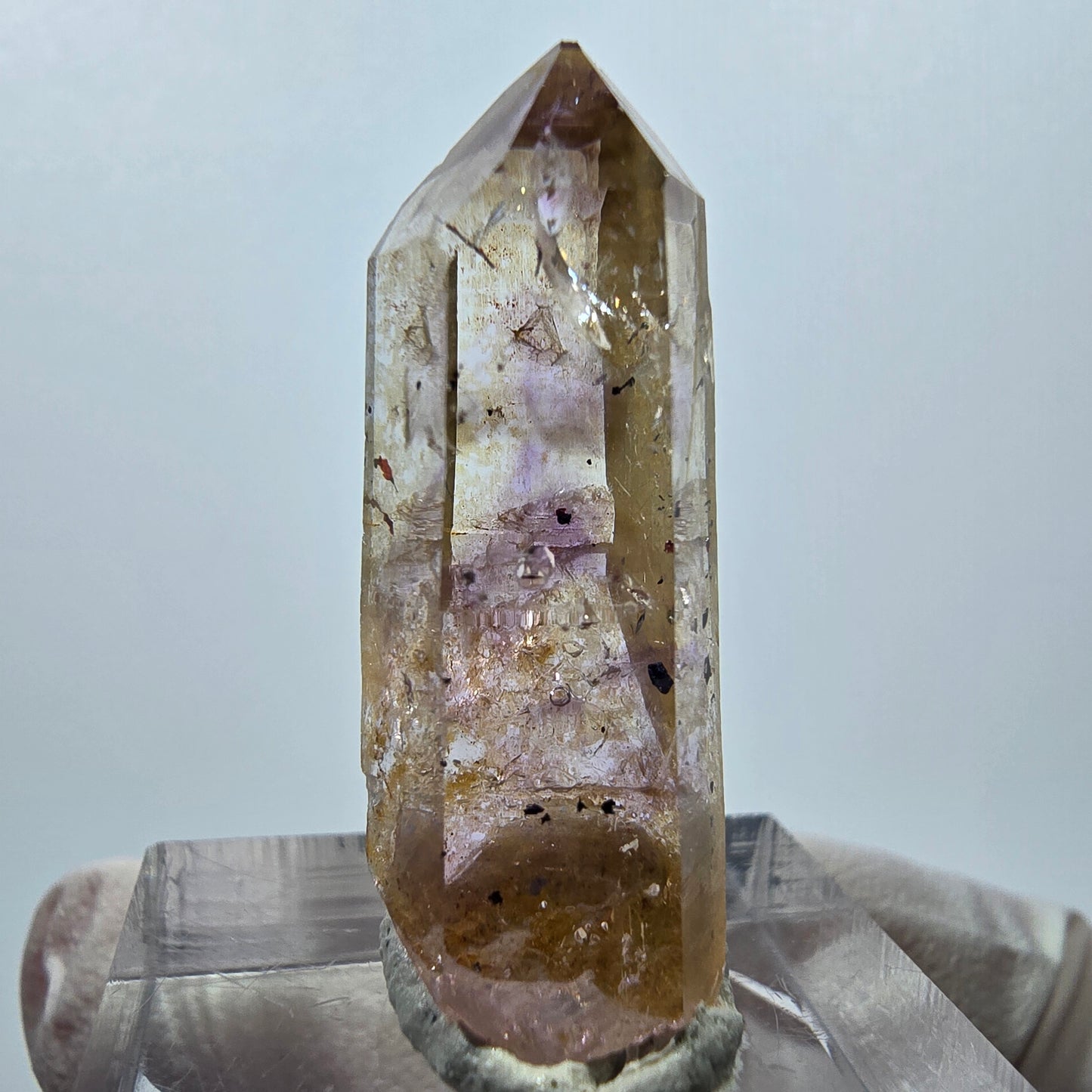 Améthyste fantôme Enhydro, mine d'hématite Streep, Goboboseb, Namibie, 32 x 11 x 11 mm