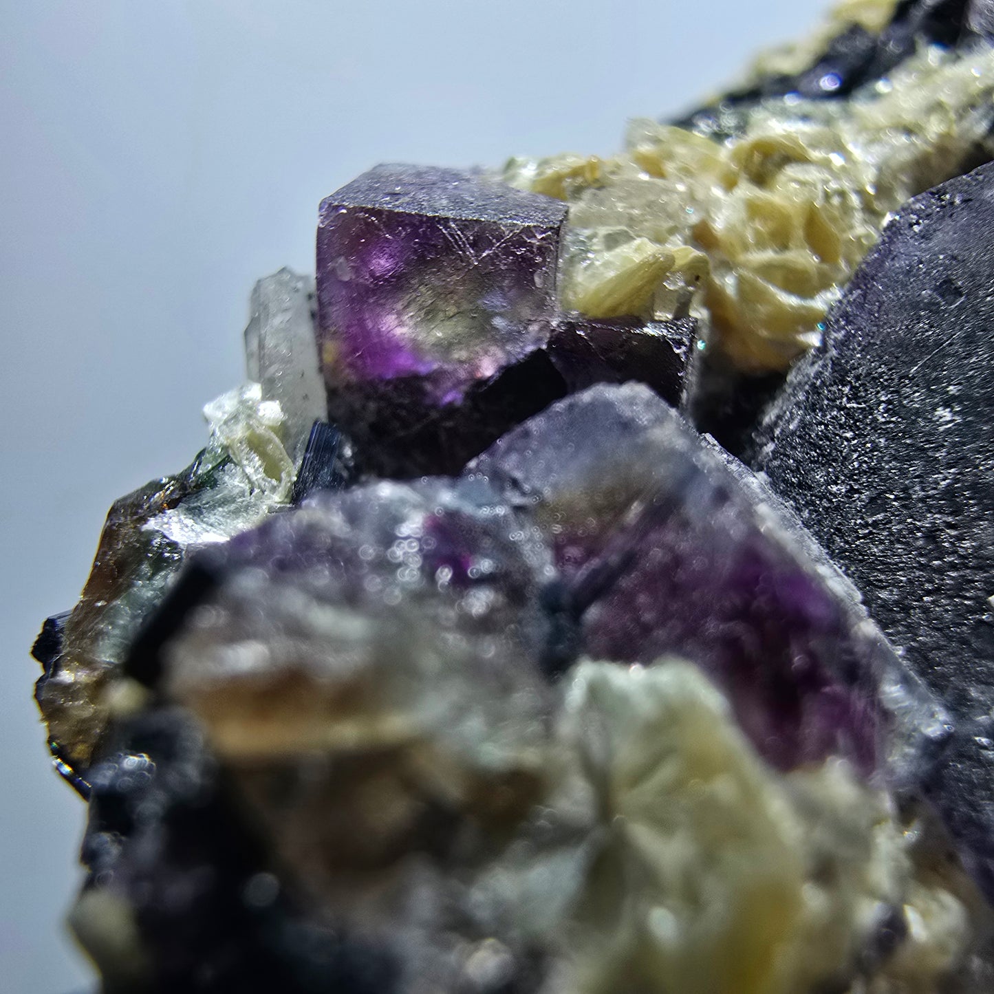 Colorful Phantom Fluorite Cubes Schorl Tourmaline Muscovite Erongo, Namibia 62*41*36mm