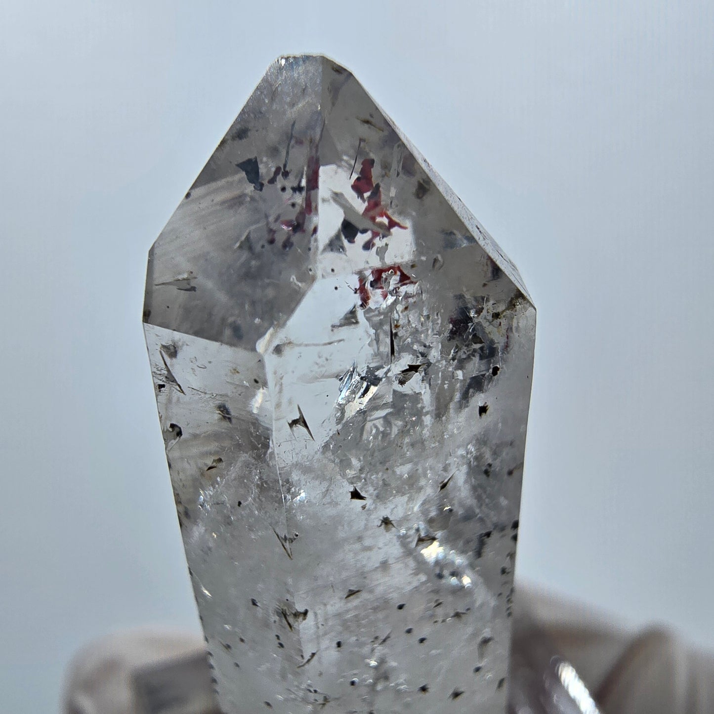 Quartz clair Harlequin Mine Point Streep, Goboboseb, Namibie 42 x 15 x 11 mm