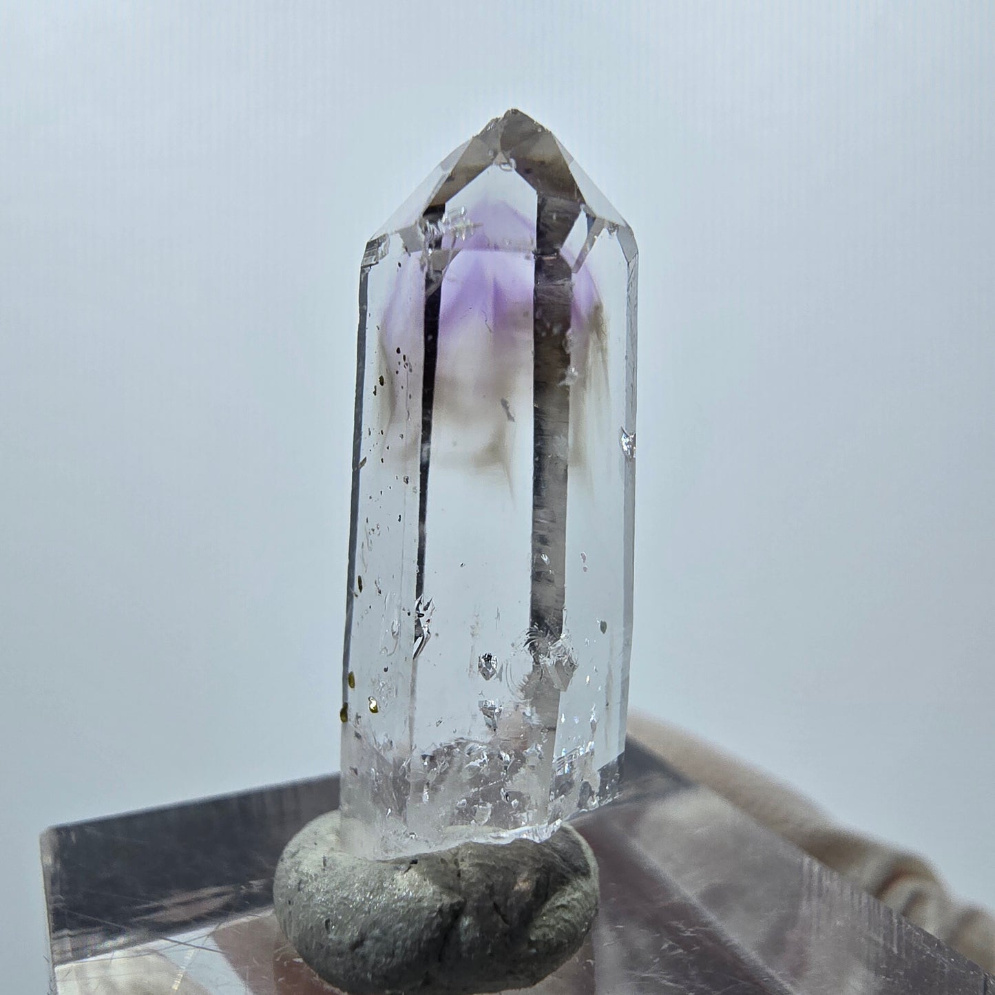 Mine d'améthyste Phantom Point Streep, Goboboseb, Namibie 28 x 11 x 7 mm
