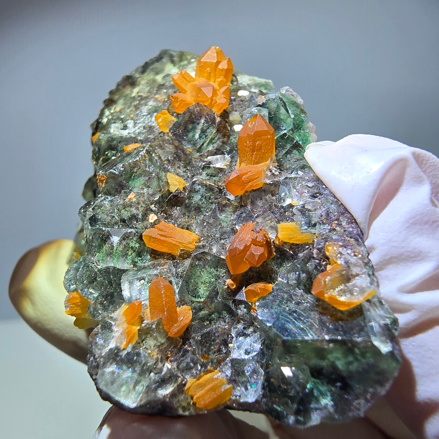 Cube de fluorite fantôme, spécimen de quartz ferreux rouge, Okorusu, Namibie, 58 x 38 x 19 mm