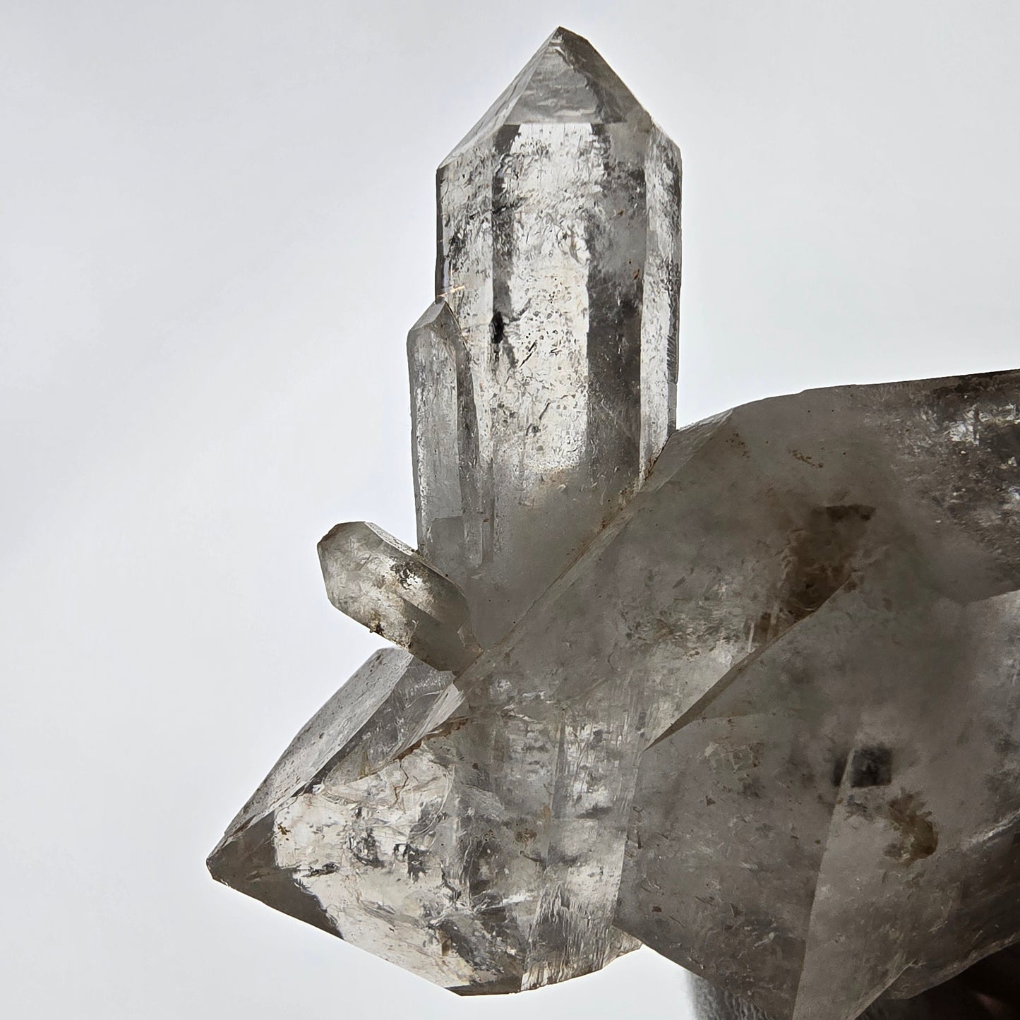 Quartz fumé squelette Enhydro DT, calcite UV, 3x Bubble Valentine Pocket Namibie 121 x 76 x 35 mm
