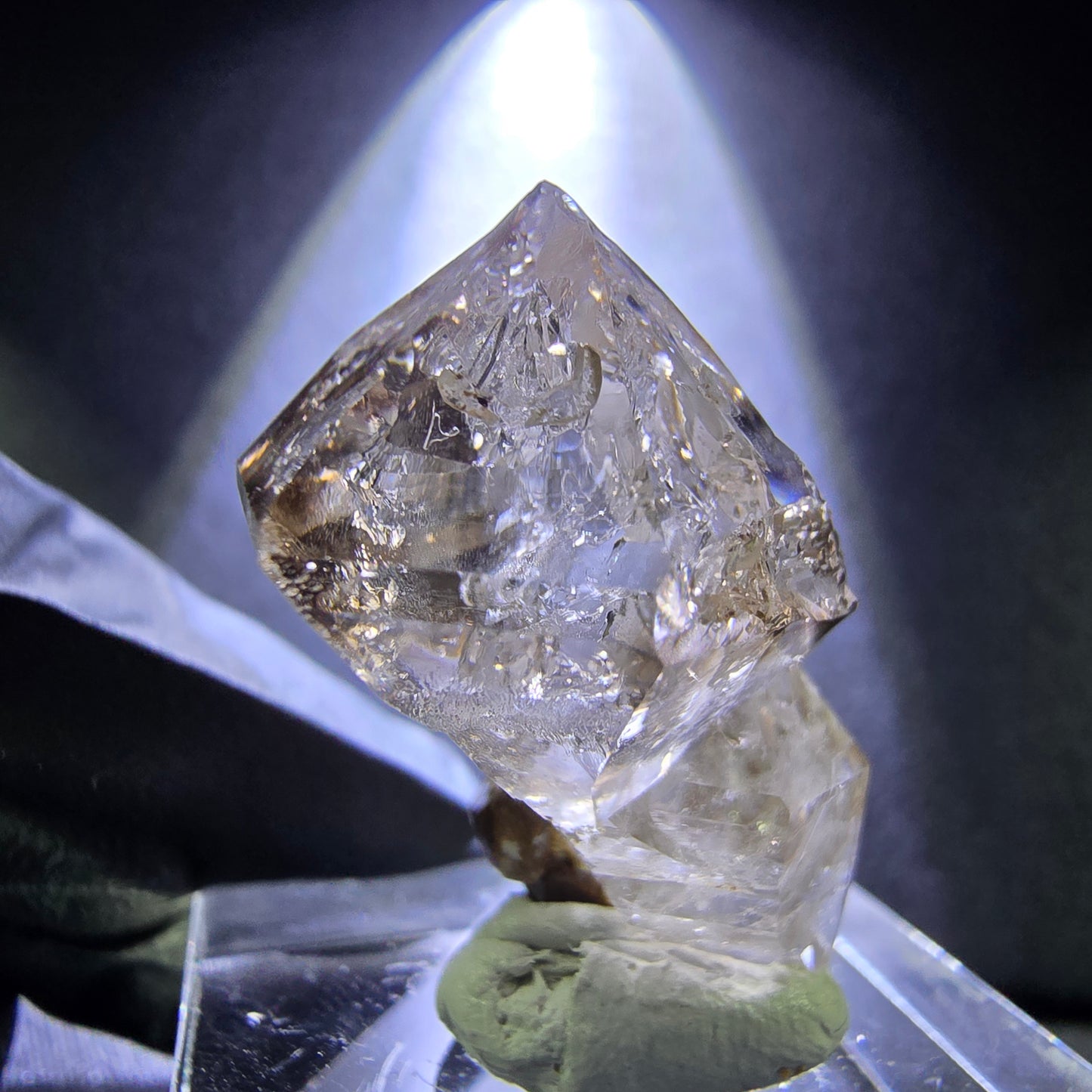 Klare Zepter Rauchquarz, Quarz Kristall Spitze 27*22*14mm aus Goboboseb Namibia