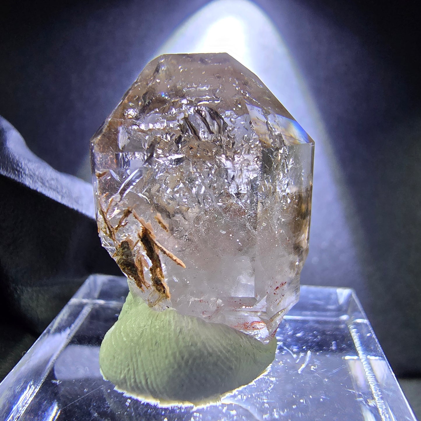Klare Phantom Rauchquarz mit Einschlüssen Spitze 22*17*14mm Goboboseb Namibia