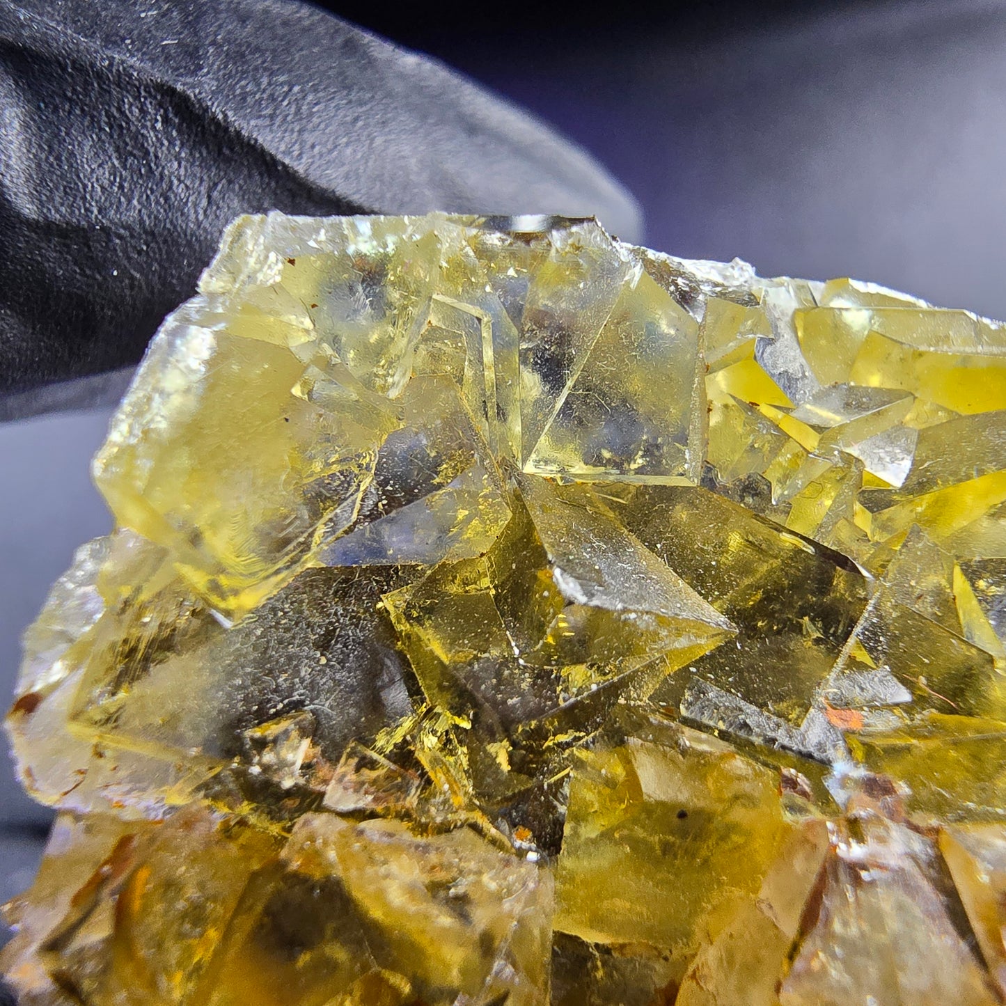 Seltene Honey Pocket Phantom Fluorit Stufe gelb grün 42*33*20mm Okorusu, Namibia