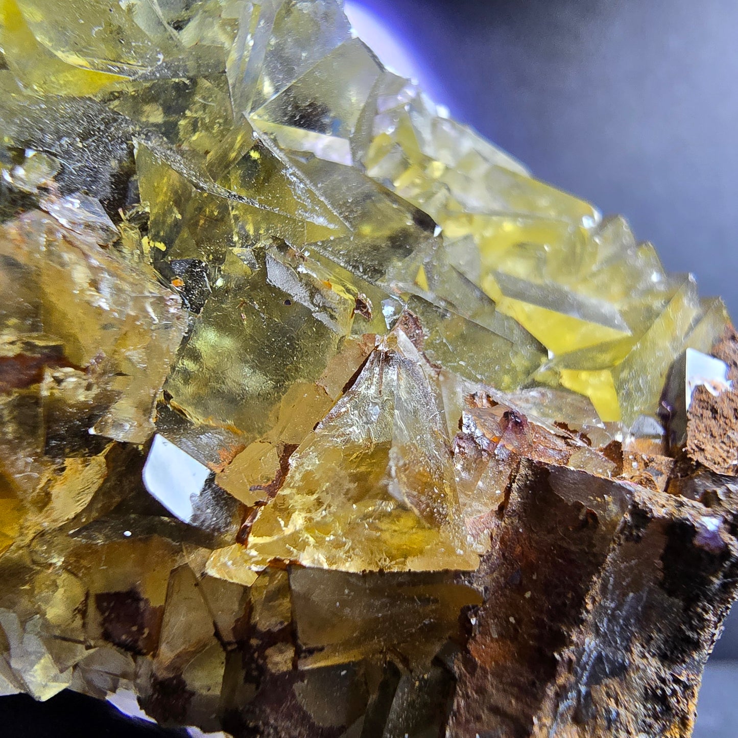 Seltene Honey Pocket Phantom Fluorit Stufe gelb grün 42*33*20mm Okorusu, Namibia