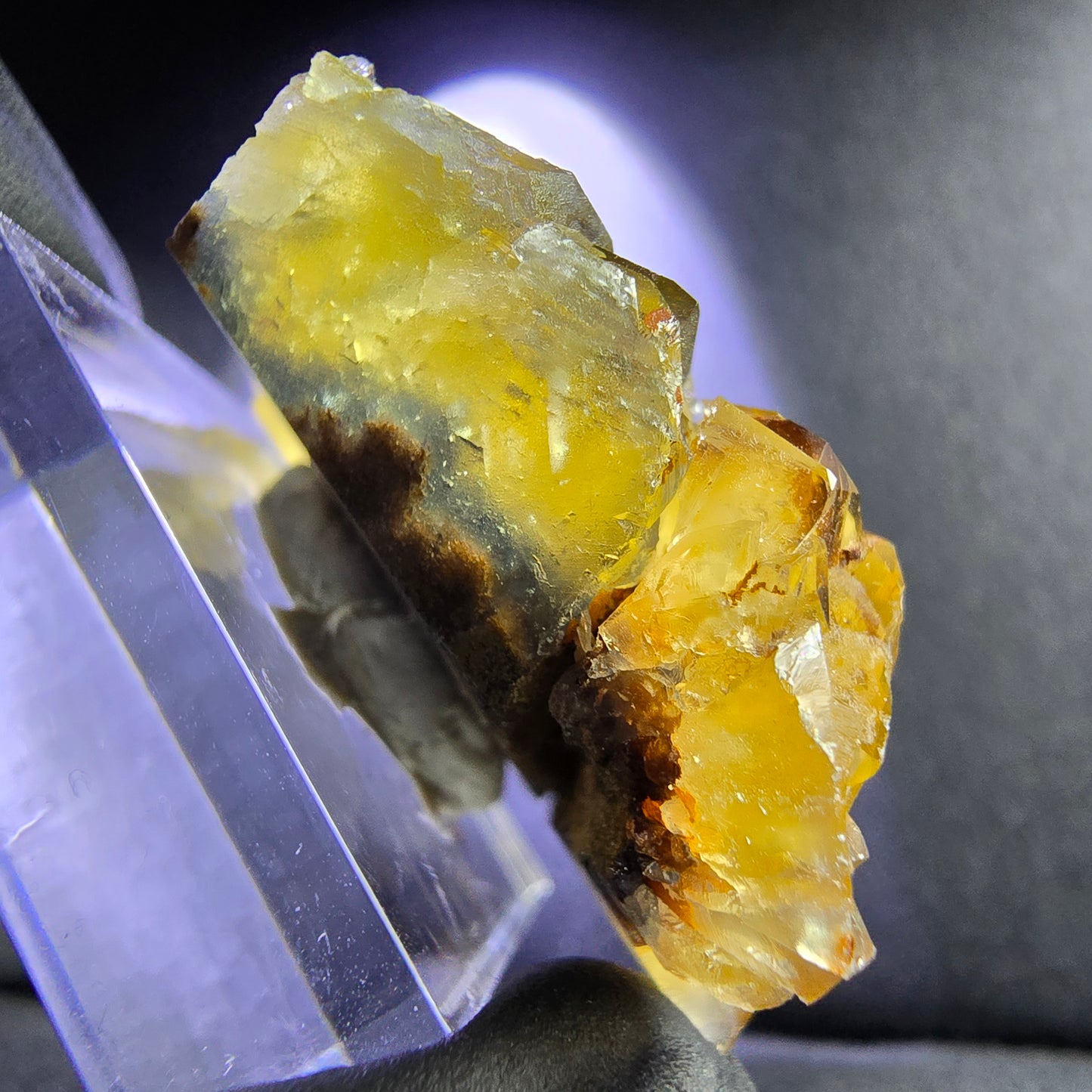 Seltene Honey Pocket Phantom Fluorit Stufe gelb grün 42*33*20mm Okorusu, Namibia
