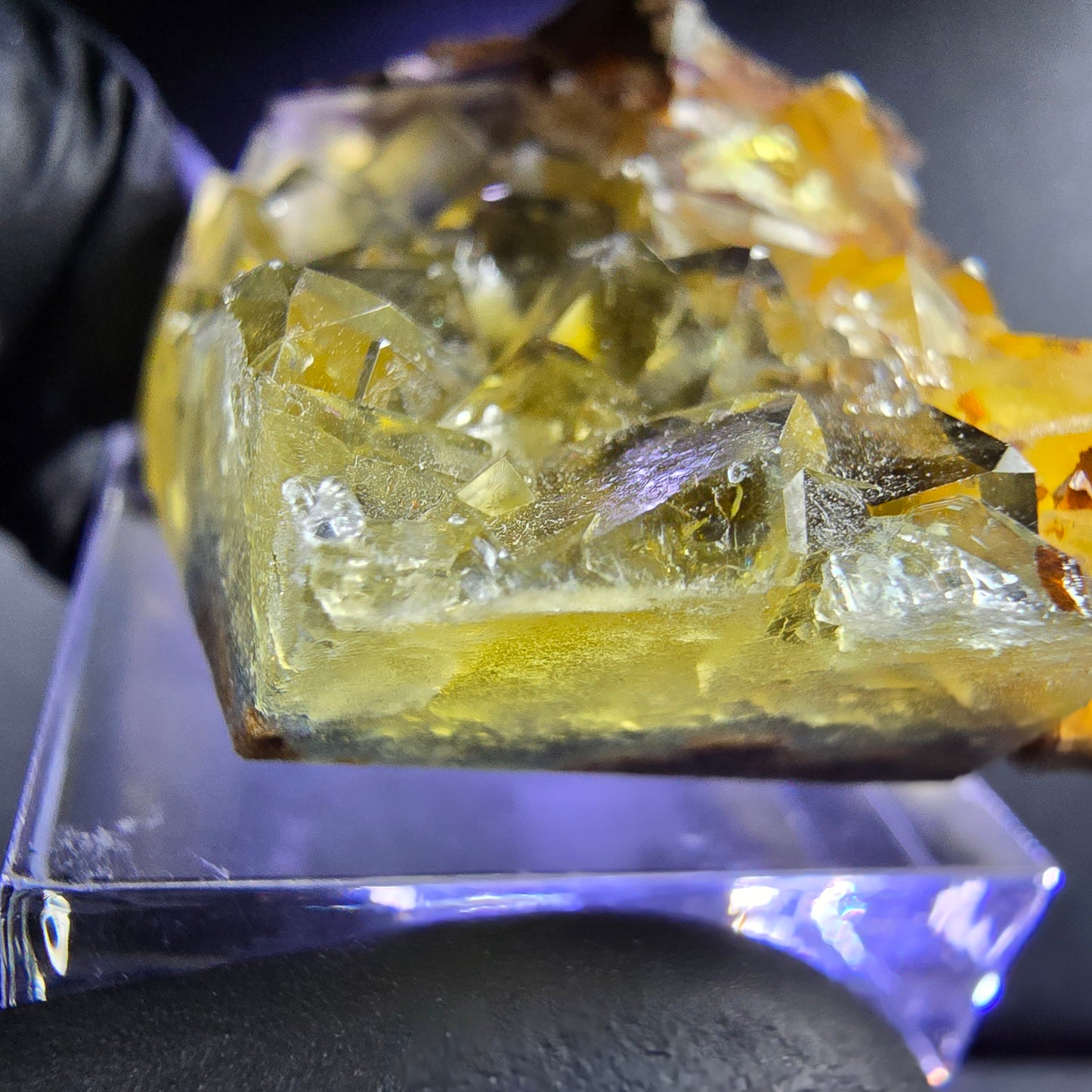 Seltene Honey Pocket Phantom Fluorit Stufe gelb grün 42*33*20mm Okorusu, Namibia