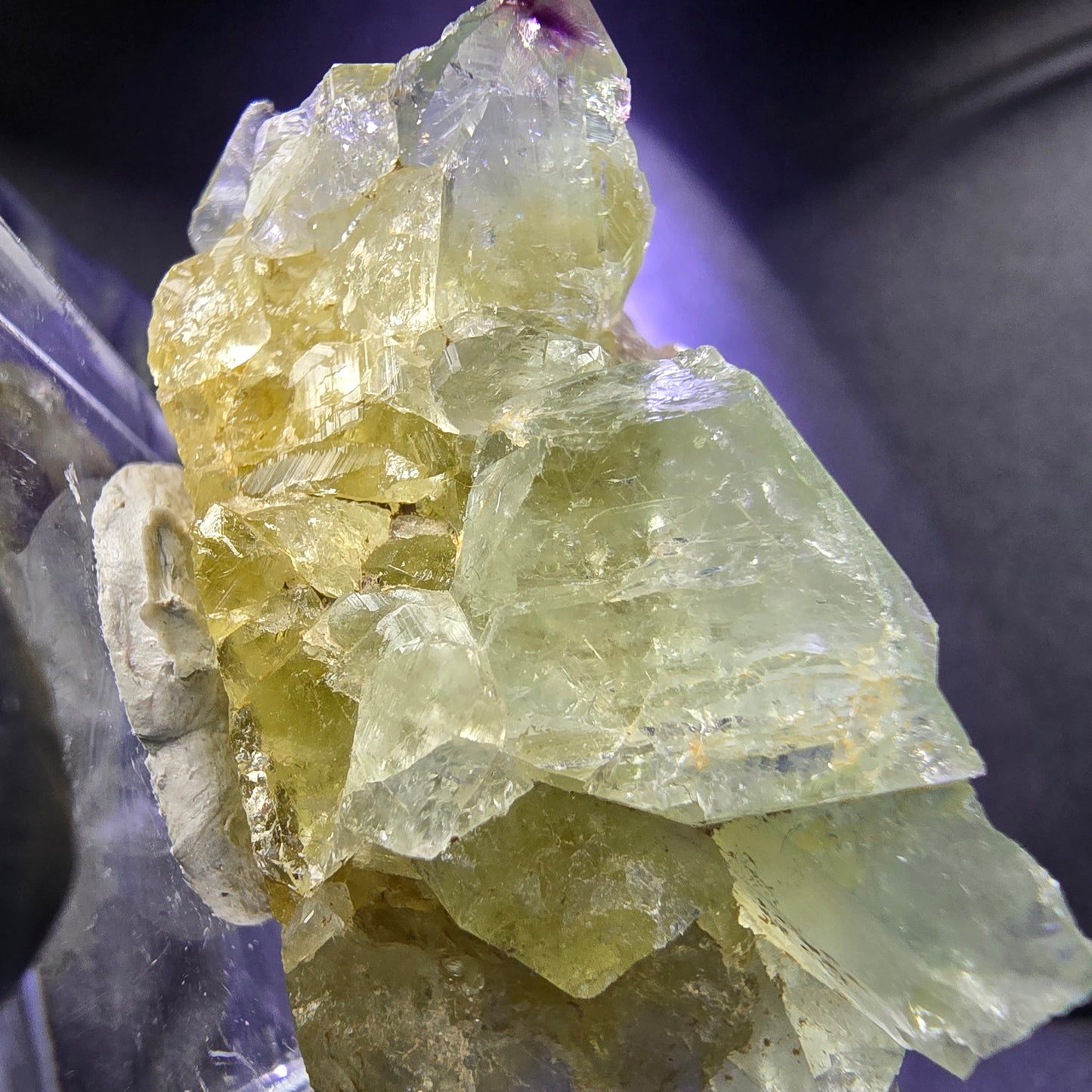 Klare Zonare Fluorit XX Würfel Stufe hellgrün lila 45*22*21mm Okorusu, Namibia