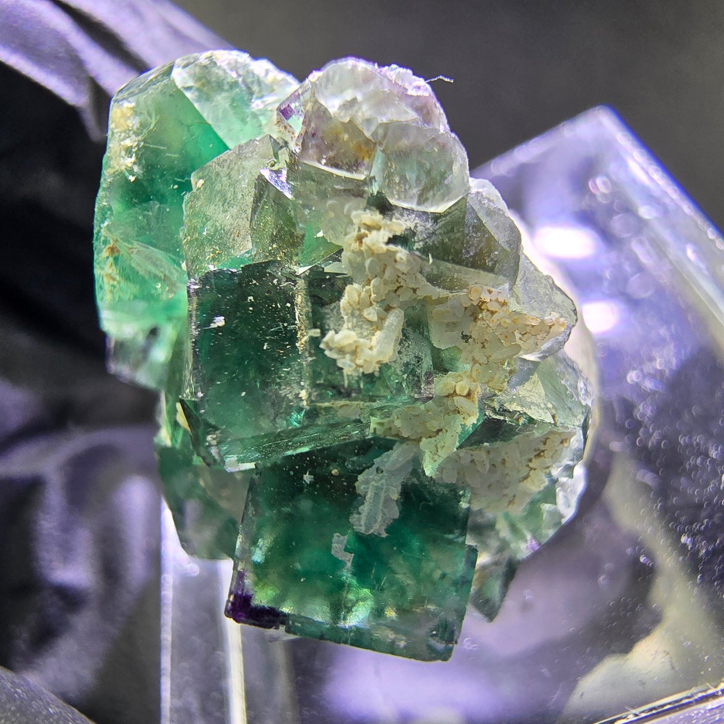 Sehr klare Phantom Fluorit XX Würfel Stufe grün 25*18*15mm aus Okorusu, Namibia
