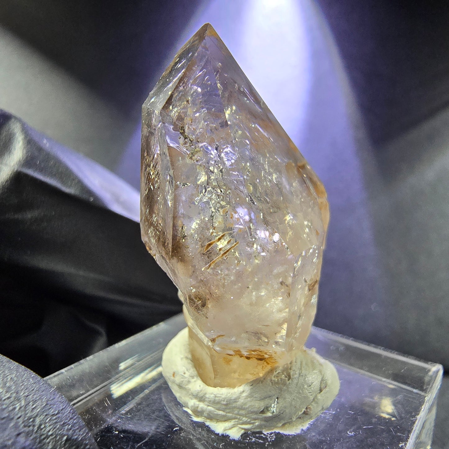 Sceptre de Quartz fumé fantôme clair, pointe à Double extrémité 30*18*15mm Goboboseb namibie