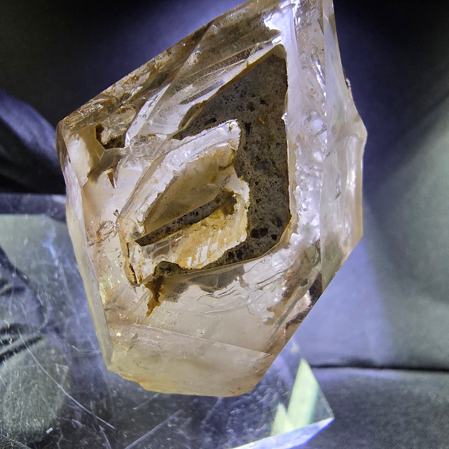 Große Phantom Rauchquarz Zepter Spitze 49*43*29mm Goboboseb Namibia Sammlung
