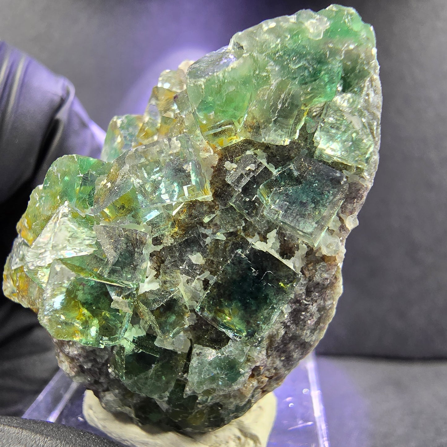 Seltene klare Fluorit XX Würfel Stufe mit Einschlüssen 37*28*20mm aus Okorusu, Namibia
