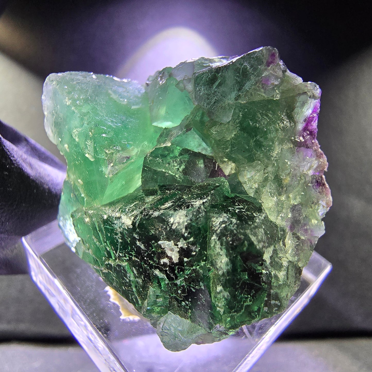 Seltene Phantom Fluorit XX Würfel Stufe grün lila 30*26*14mm aus Okorusu, Namibia