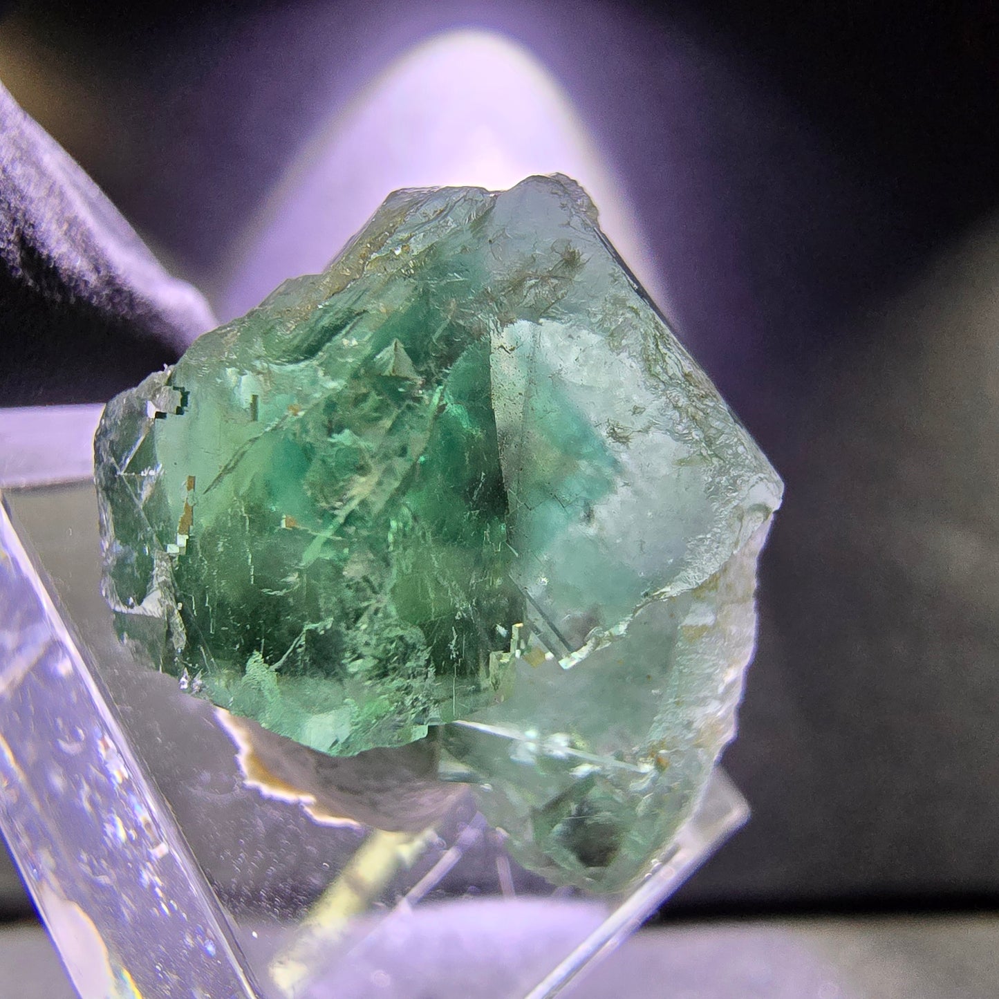 Seltene Phantom Fluorit XX Würfel Stufe grün lila 24*23*12mm aus Okorusu, Namibia