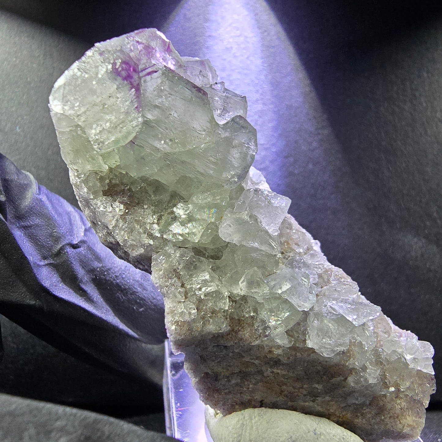 Seltene Zonare Fluorit XX Würfel Stufe grün lila 56*24*11mm aus Okorusu, Namibia
