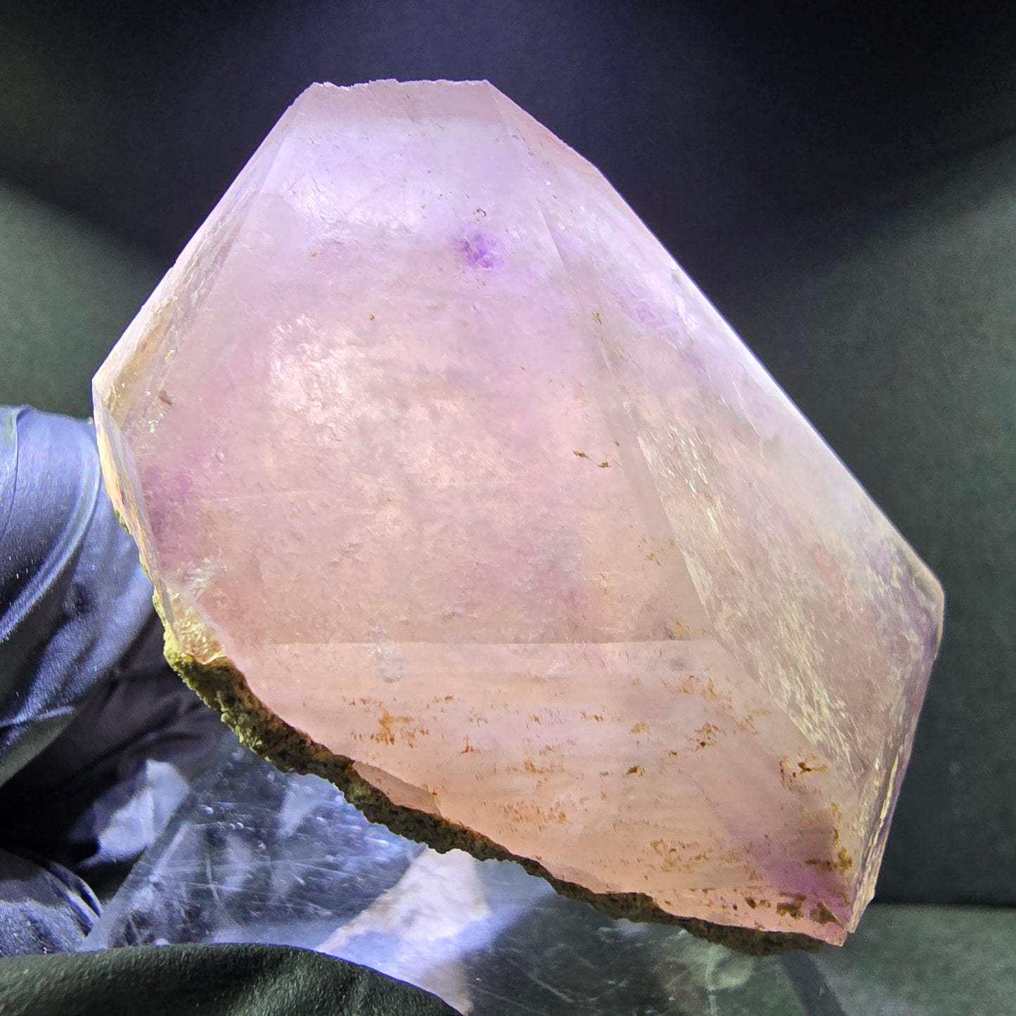 Große Phantom Amethyst Stufe 56*51*54mm Brandberg, Namibia Mineraliensammlung