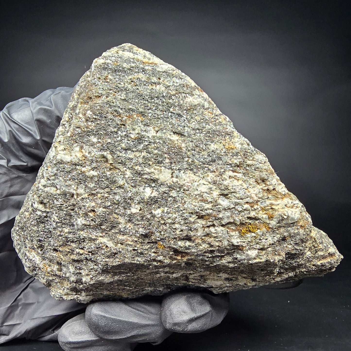 Schönes Unbekanntes Mineral, schwarz weiß glänzend 114*83*41mm aus Unbekannt