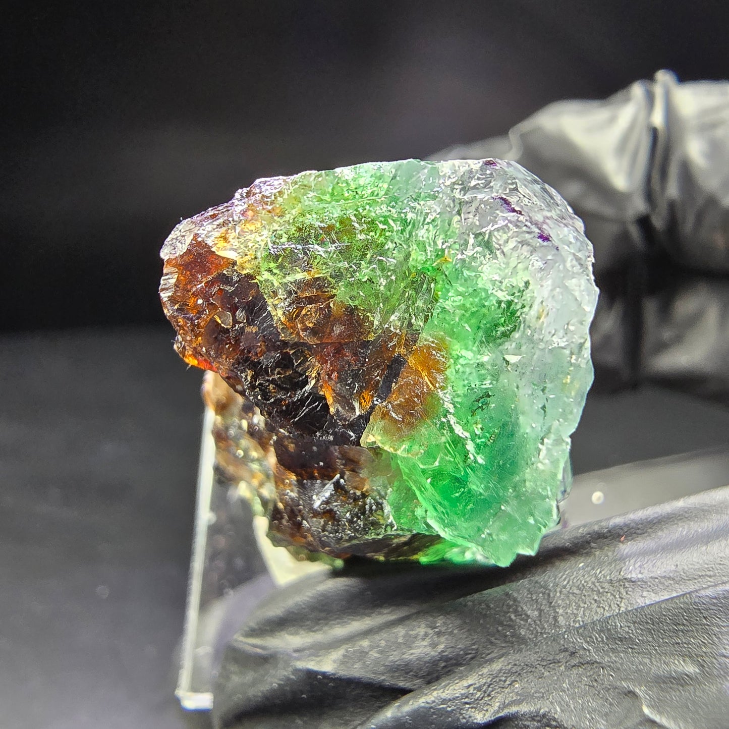 Seltene Phantom Fluorit Würfel Stufe grün braun 37*26*21mm aus Erongo, Namibia
