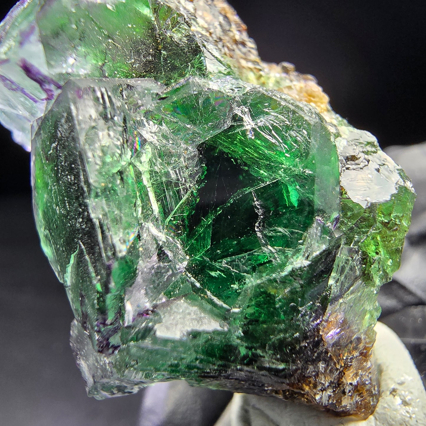 Seltene Phantom Fluorit Würfel Stufe grün braun 37*26*21mm aus Erongo, Namibia